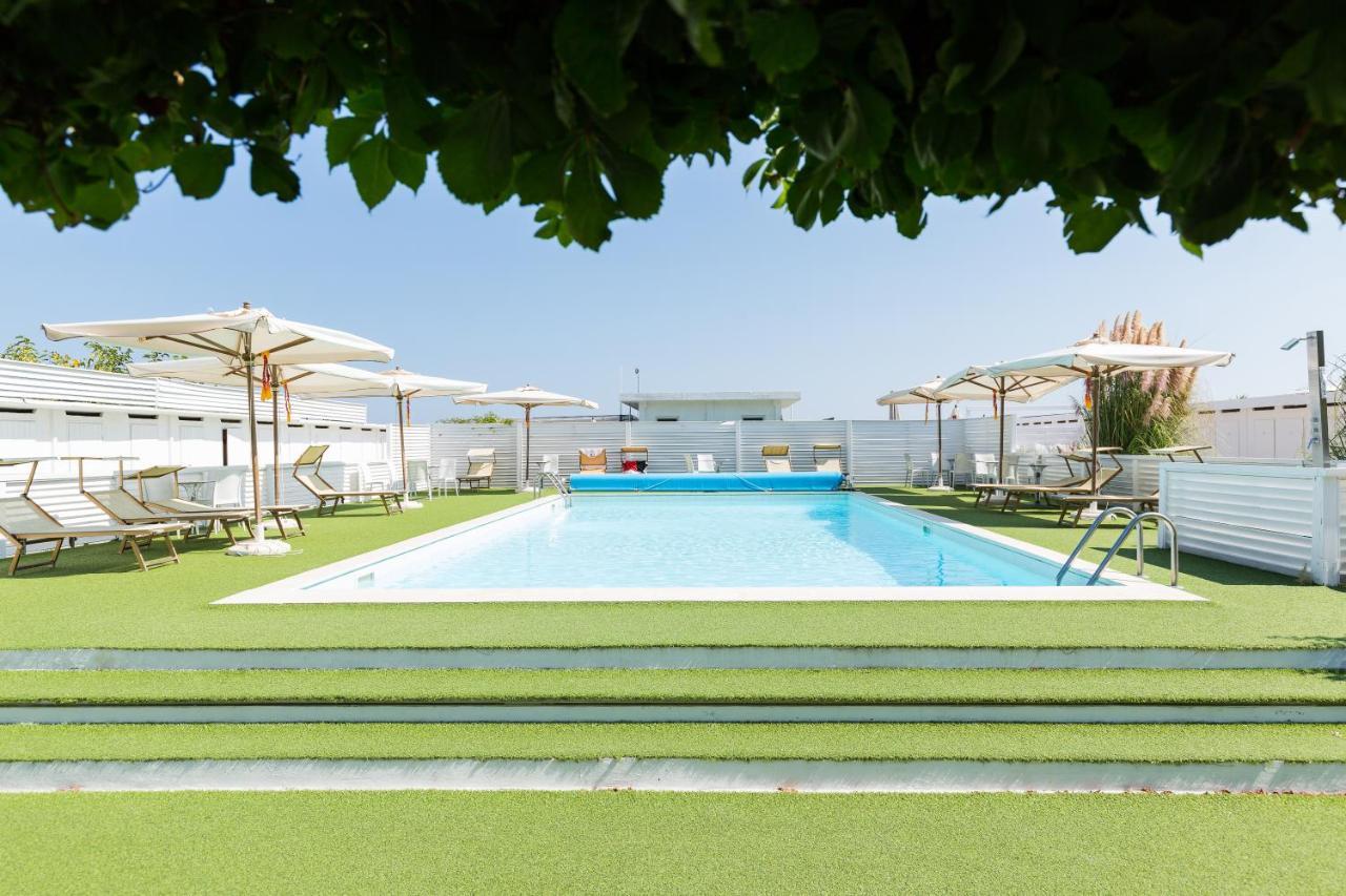 Color Miami Beach Family Hotel Milano Marittima Extérieur photo
